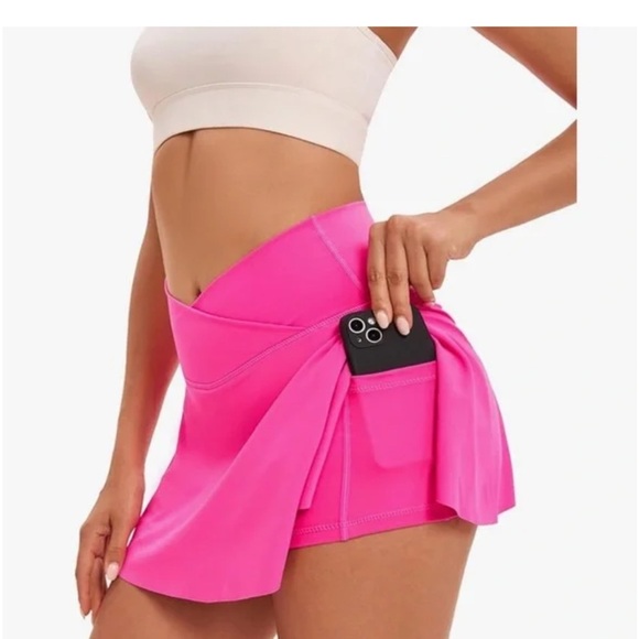 Light Blue Athletic Skirt with Pockets - Picture 5 of 9